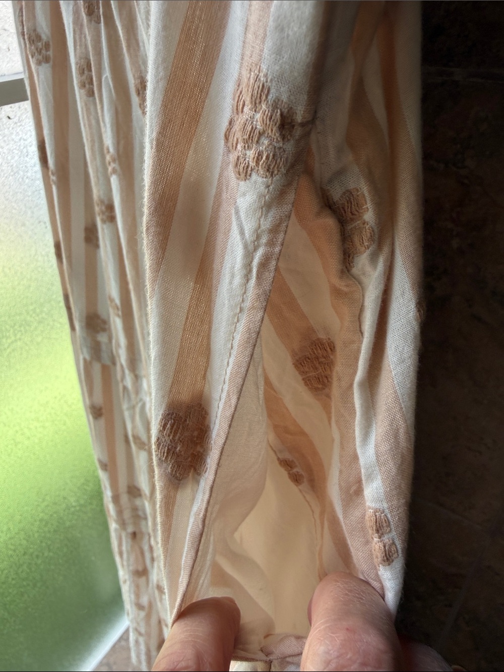 Somerset Maxi Dress Cream Textured Anthropologie Pockets Smocking Tiered Skirt L - Picture 12 of 16